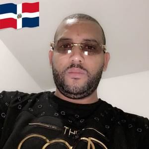 Meet your Posher, Jose antonio